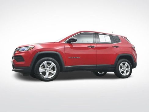 Used 2023 Jeep Compass Sport image 31