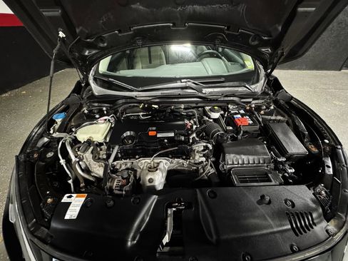 Used 2017 Honda Civic EX image 7