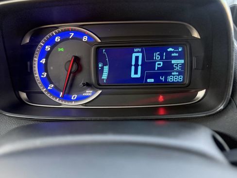 Used 2015 Chevrolet Trax LT w/ LT Sun and Sound Package image 10