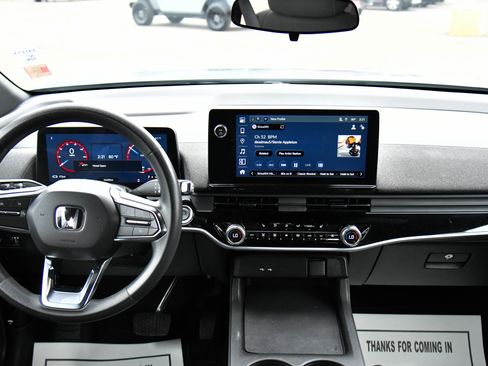 Used 2024 Honda Prologue EX image 38