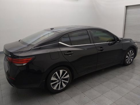 Used 2020 Nissan Sentra SV w/ SV Premium Package FWD image 10