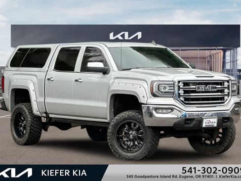 Used 2016 GMC Sierra 1500 SLT w/ SLT Premium Package AWD/4WD image 1