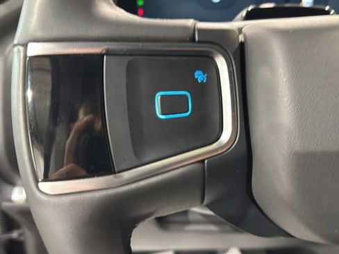 Used 2025 Ford Expedition Max Active image 11