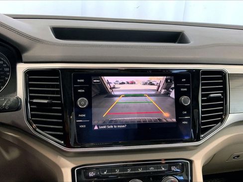 Used 2018 Volkswagen Atlas SEL image 24