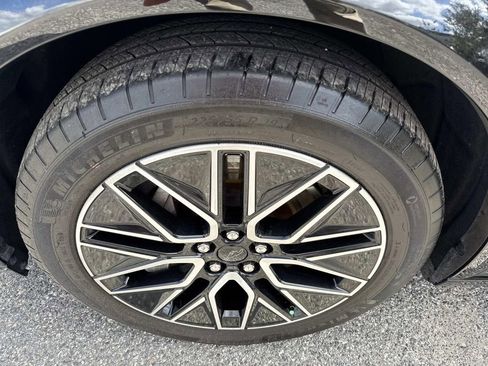 Used 2024 Ford Mustang Mach-E Premium image 12