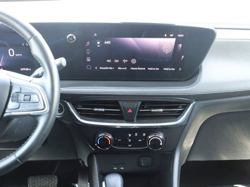 Used 2025 Buick Encore GX Preferred FWD image 15