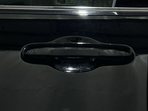 Used 2025 Honda Pilot Touring image 16