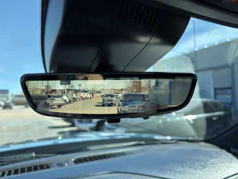 Used 2024 Chevrolet Silverado 1500 High Country image 21