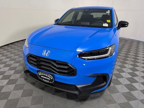 Used 2026 Honda HR-V Sport image 2