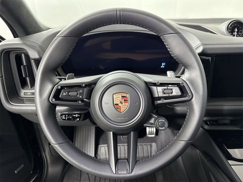 New 2026 Porsche Cayenne GTS image 36