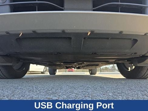 Used 2022 Ford Escape Titanium w/ Class II Trailer Tow Package image 11