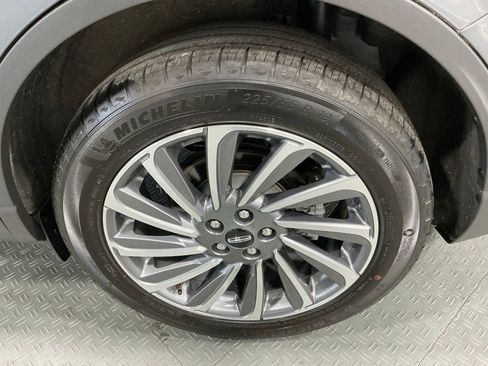 Used 2023 Lincoln Corsair Reserve w/ Equipment Group 201A FWD image 76