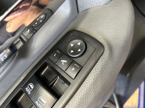 Used 2017 RAM 1500 Big Horn AWD/4WD image 29