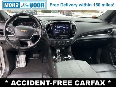 Used 2022 Chevrolet Traverse LT image 36