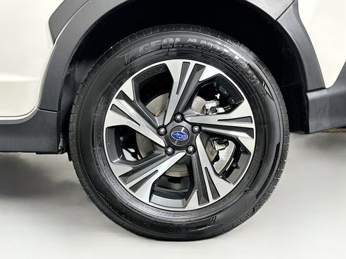 Used 2024 Subaru Crosstrek 2.0i Premium image 11