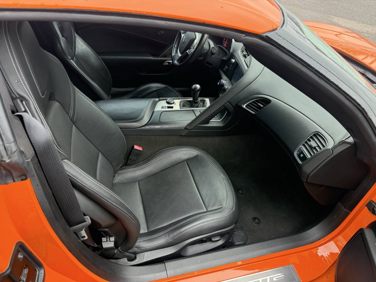 Used 2014 Chevrolet Corvette Stingray Coupe RWD image 16