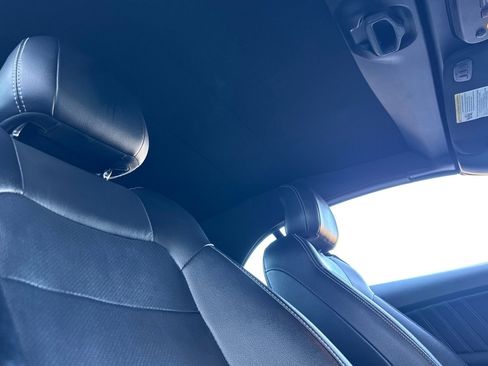 Used 2017 Ford Mustang Premium image 15