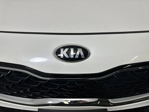 Used 2022 Kia Sportage LX image 9