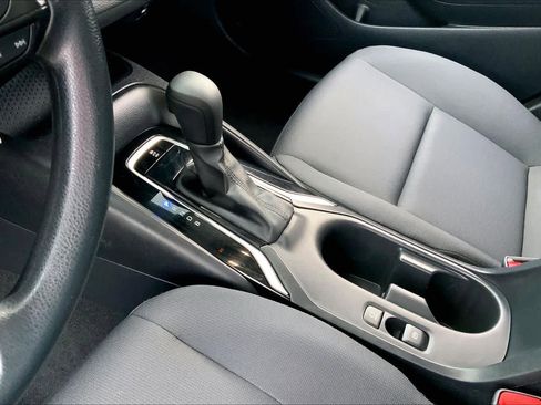 Used 2024 Toyota Corolla LE FWD image 16