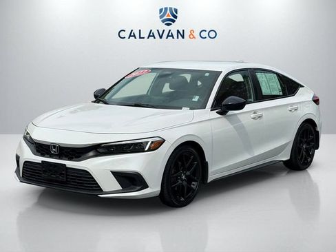 Used 2023 Honda Civic Sport image 3