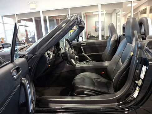 Used 2012 MAZDA MX-5 Miata Grand Touring image 12