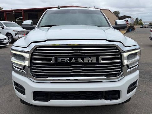 Used 2022 RAM 2500 Laramie AWD/4WD image 9