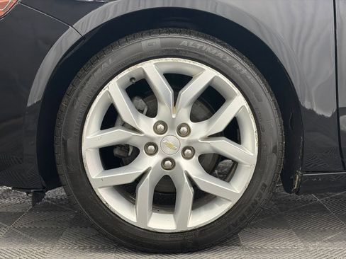 Used 2019 Chevrolet Impala Premier FWD image 35