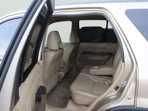 Used 2005 Honda CR-V SE image 7
