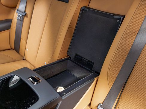 Used 2022 Rolls-Royce Ghost AWD/4WD image 29