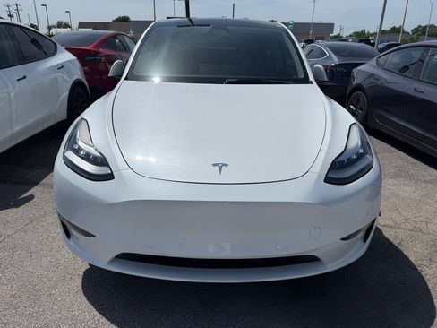 Used 2021 Tesla Model Y Long Range AWD/4WD image 10