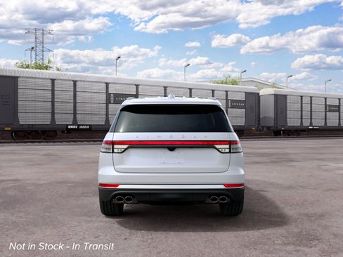 New 2027 Lincoln Aviator Reserve AWD/4WD image 7