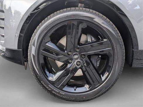 New 2026 Land Rover Discovery Limited Edition AWD/4WD image 10