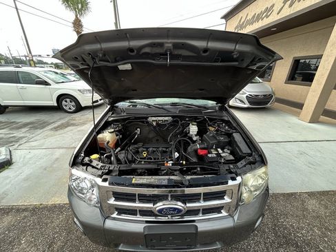 Used 2012 Ford Escape XLT AWD/4WD image 9