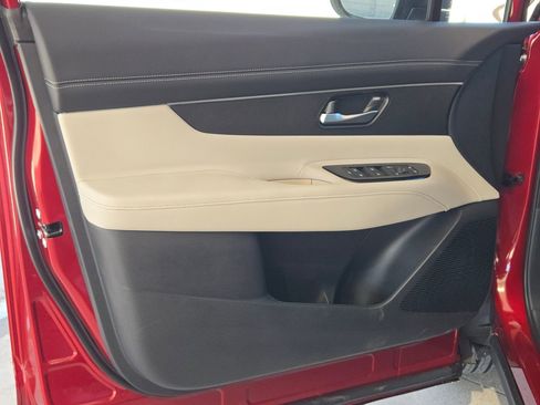 New 2026 Nissan Murano SV image 11