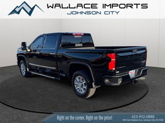 Used 2025 Chevrolet Silverado 2500 High Country w/ Technology Package video 3