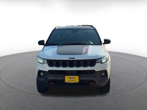 Used 2025 Jeep Compass Trailhawk AWD/4WD image 10
