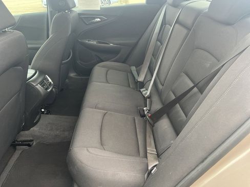 Used 2023 Chevrolet Malibu LT image 12