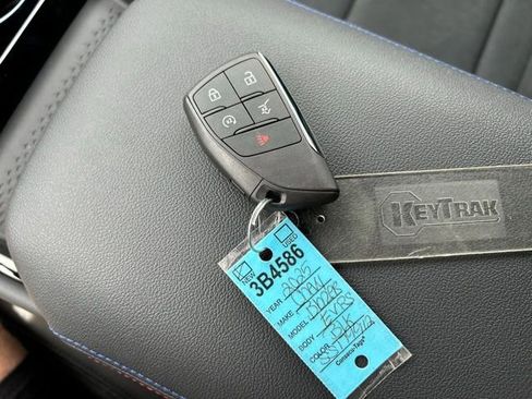 New 2025 Chevrolet Blazer EV RS image 74