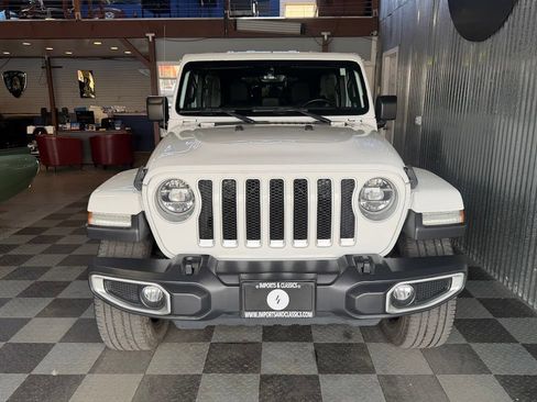 Used 2019 Jeep Wrangler Unlimited Sahara w/ Uconnect 4C Nav & Sound Group AWD/4WD image 5