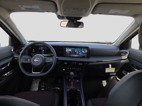 New 2026 Nissan Kicks SR w/ Cold Weather Package image 19