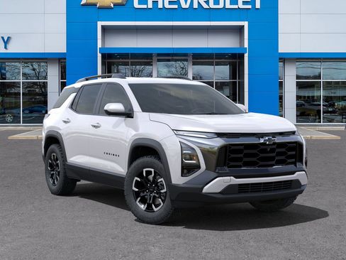 New 2025 Chevrolet Equinox ACTIV w/ Safety and Technology Package image 48