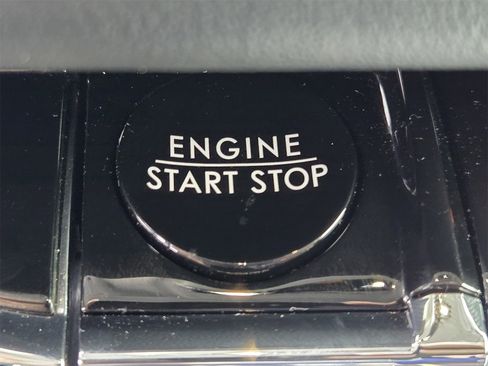 Used 2025 Lincoln Aviator Reserve w/ Equipment Group 201A image 18