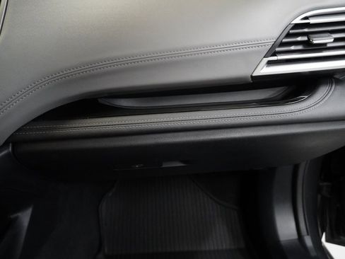 Used 2021 Subaru Outback Limited image 37