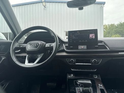 Used 2023 Audi Q5 2.0T Premium w/ Convenience Package AWD/4WD image 20