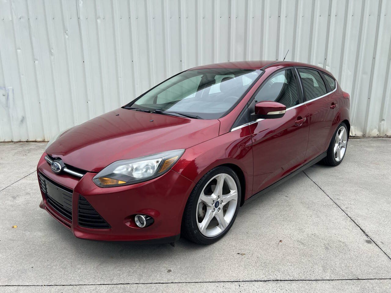 Used 2014 Ford Focus Titanium FWD image 7