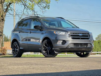 Used 2017 Ford Escape SE w/ SE Sport Appearance Package