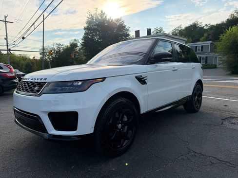Used 2018 Land Rover Range Rover Sport HSE AWD/4WD image 3