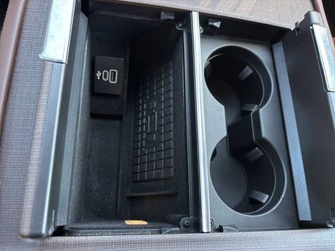 Used 2025 Lincoln Navigator Reserve AWD/4WD image 45