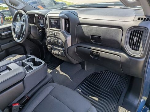 Used 2025 Chevrolet Silverado 2500 Custom w/ Custom Value Package AWD/4WD image 36