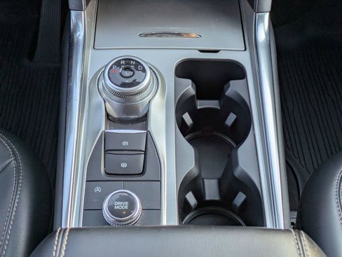 Certified 2023 Ford Explorer XLT w/ Equipment Group 202A image 20